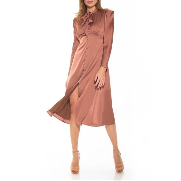 Alexia Admor Vicki Bow Tie Puff Sleeve Dress - Picture 1 of 5